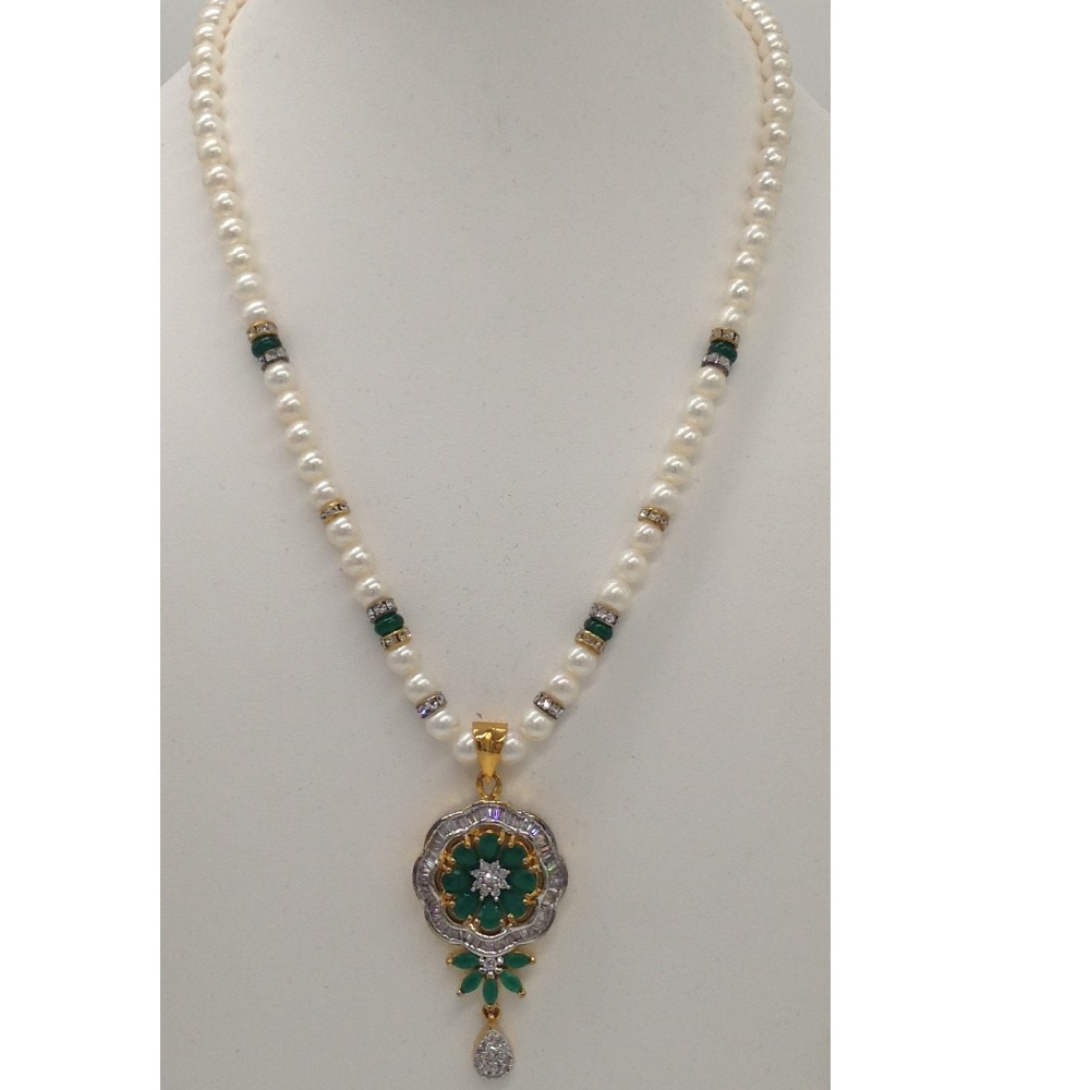 White;green cz pendent set with 1 line round pearls jps0297