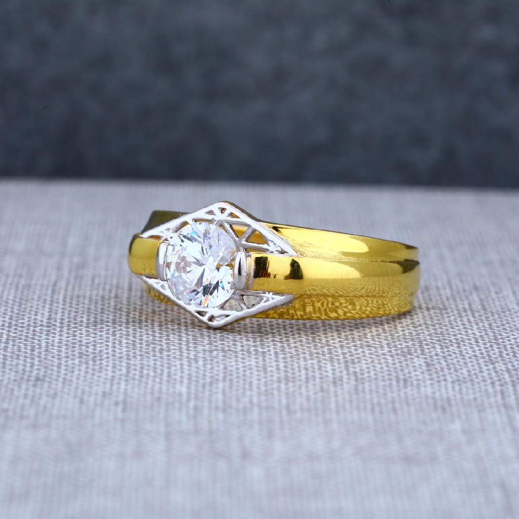 22Ct Mens Fancy Solitaire Gold Ring-MSR19