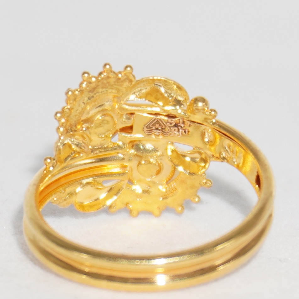 22k yellow gold ring for ladies