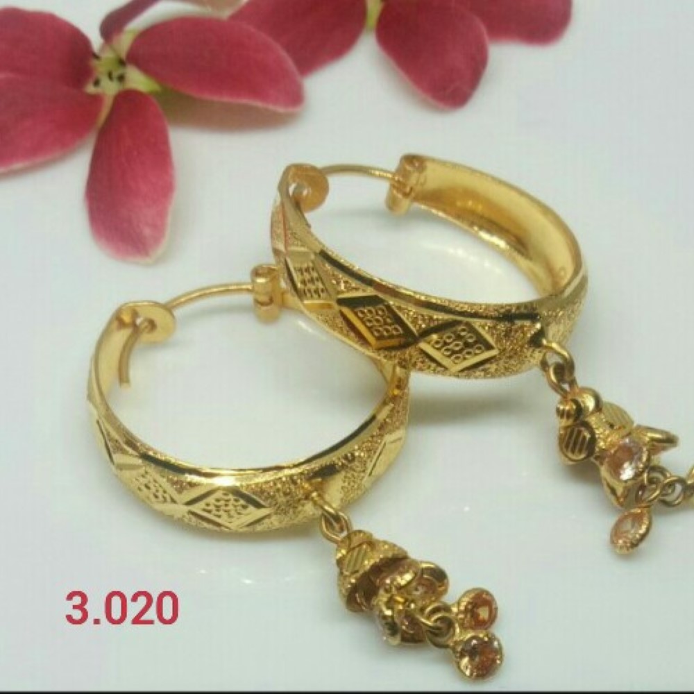 18K Gold Plain Design Earrings