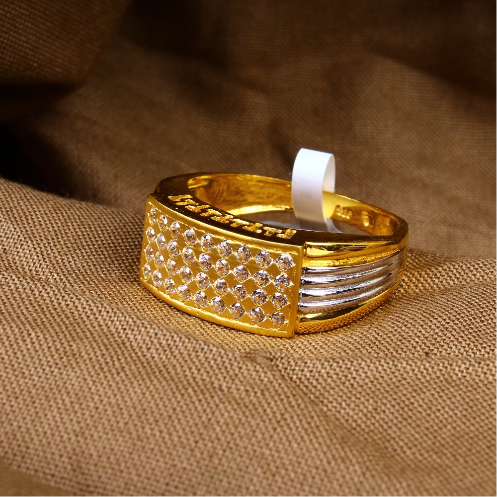 gold small diamonds Ring 160