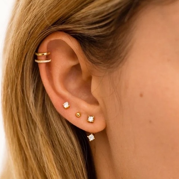 two diamond stud earring