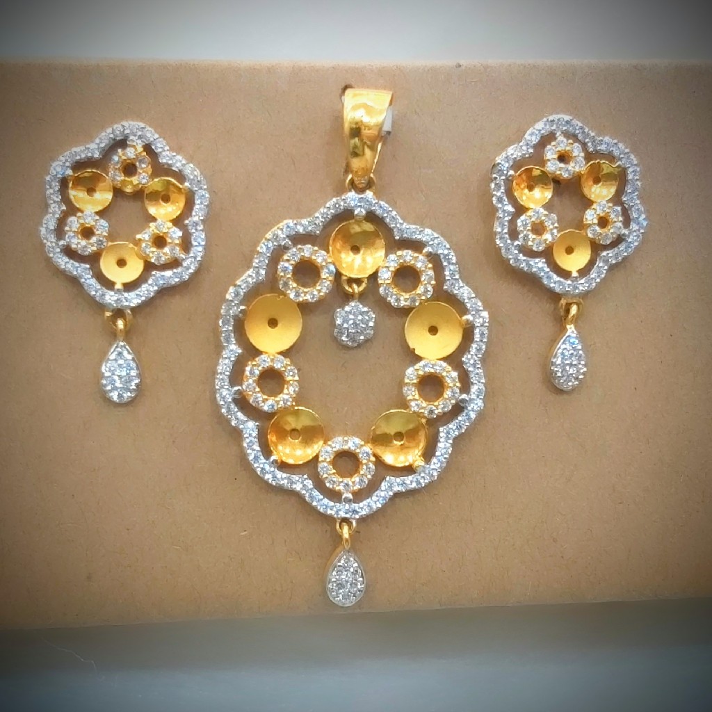 Showroom of 22k gold classic ladies 