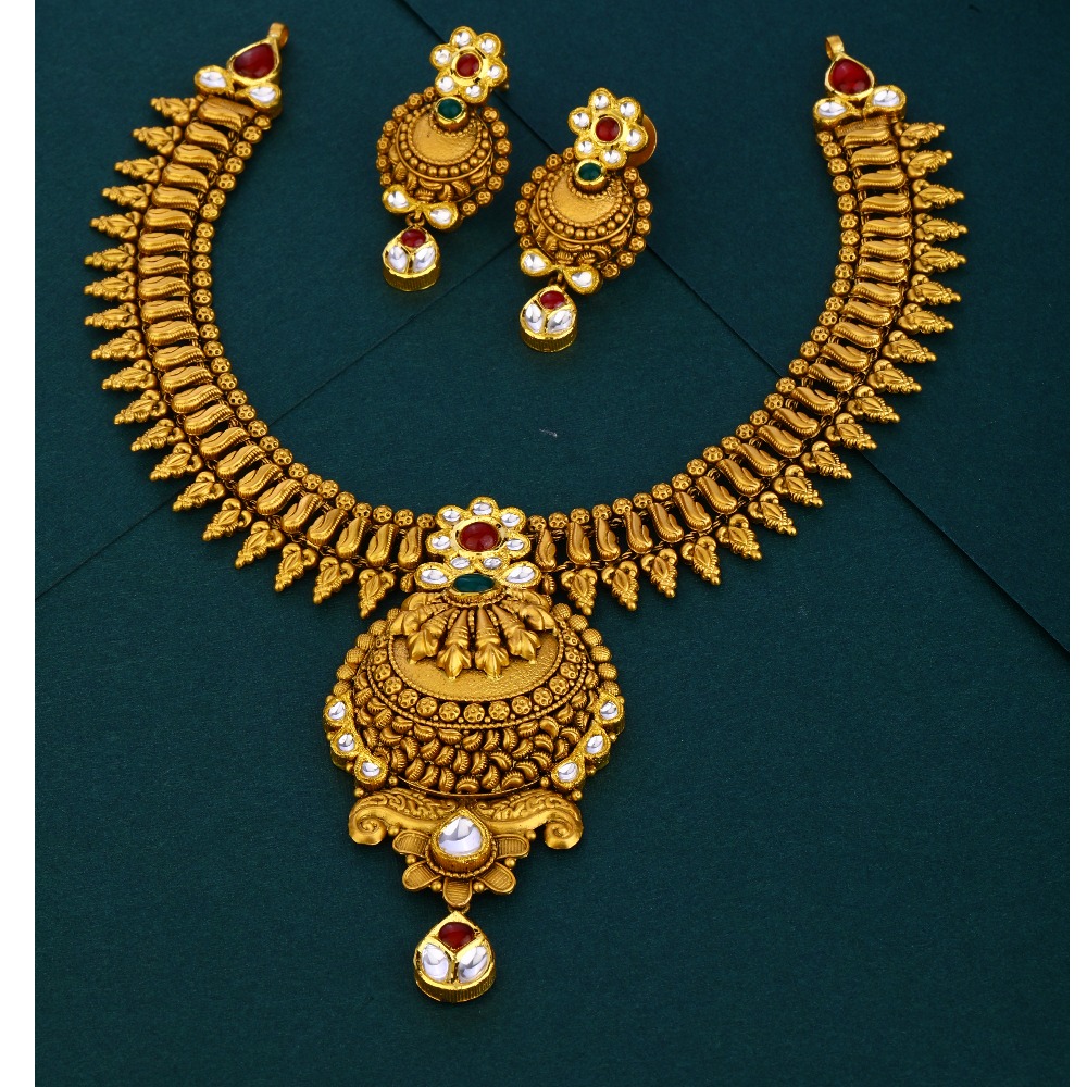 916 hallmark Antique  spellbinding floral gold necklace set