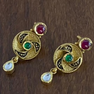 916 Gold Hallmark Stylish Kundan Design Gold Necklace Set