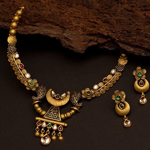 antique necklace set 916