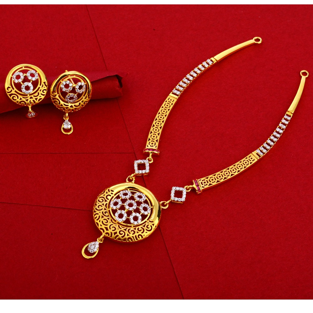 22KT Gold Women's stylish Necklace Set LN181