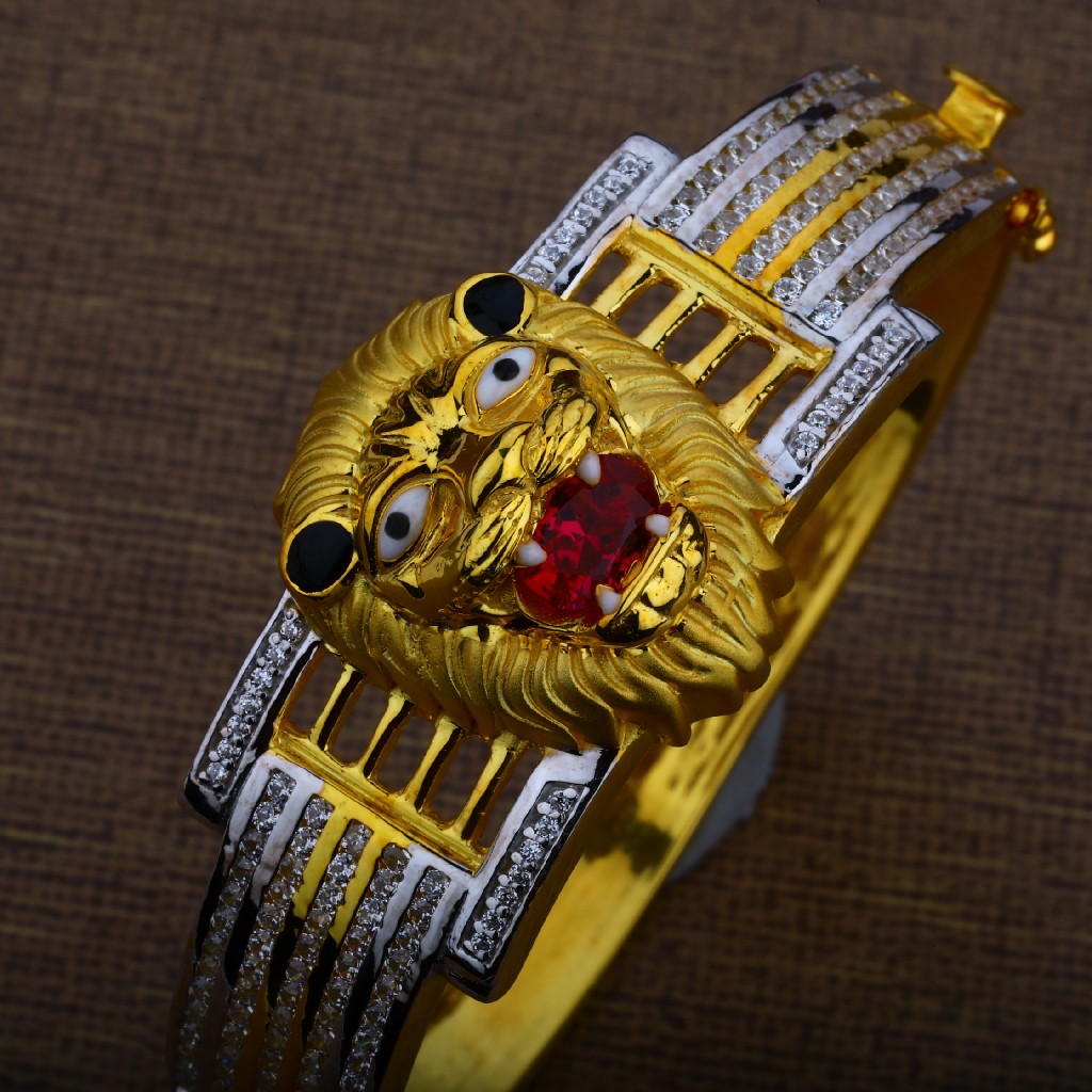 Buy quality Mens Gold Lion Kada Bracelet-MKB06 in Ahmedabad