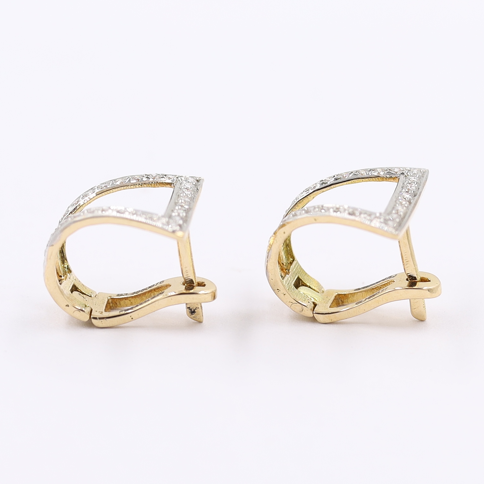 Charming Rose Gold And Diamond Hoop Bali Earrings