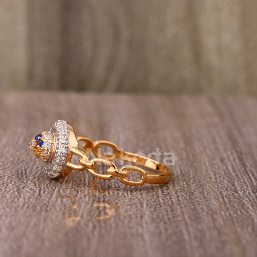 Buy quality 18KT Rose Gold Hallmark Exclusive Ladies Ring RLR931 in