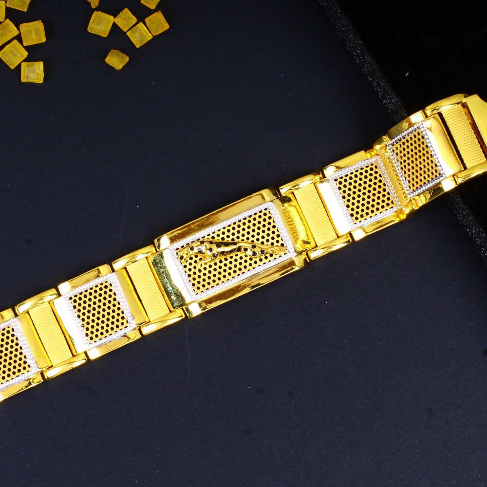 gold bold cheetan diamond Gents bracelet 35