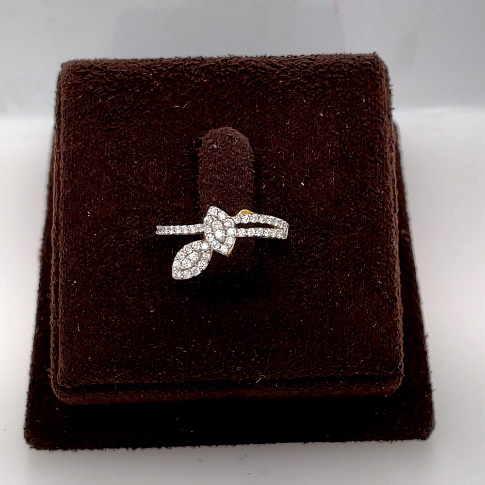 Shimmering diamond ring