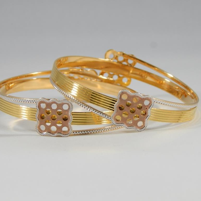 Buy quality 22k Gold Bangles With Three Shades For Women in Ahmedabad