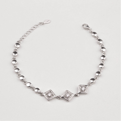 Gorgeous Silver Bracelet Design