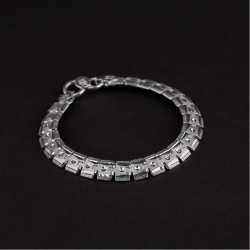 Silver Intricate Interlock Men Bracelet