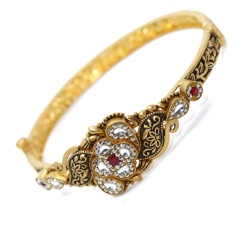 Gold Ladies Bangales (Kada) by 