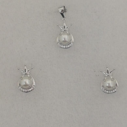 sterling silver butty pendant set by 