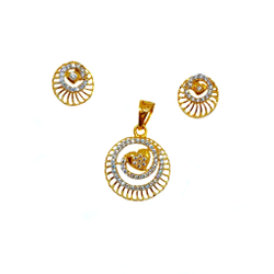 Heart In Round Design Pendant Set In 22K Gold MGA - PTG0245