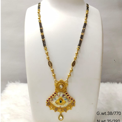 22 carat gold traditional mangalsutra RH-MN837