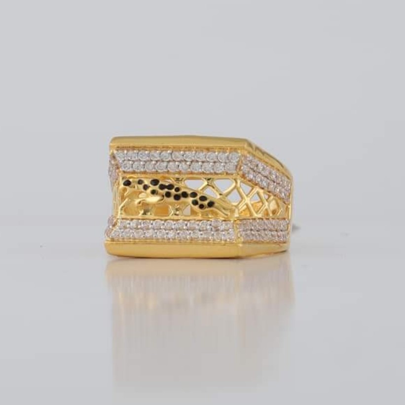 Jaguar symbol hot sale gold ring