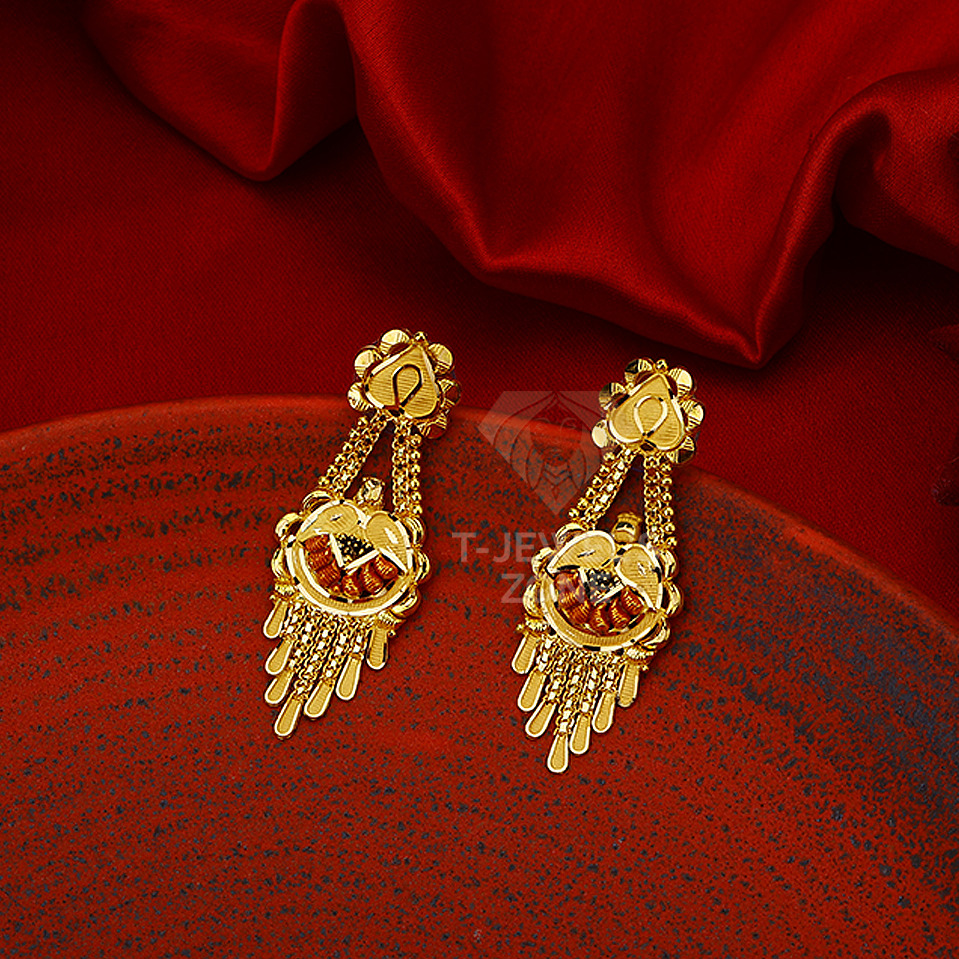 Gold earring-Touch(76,84,92)