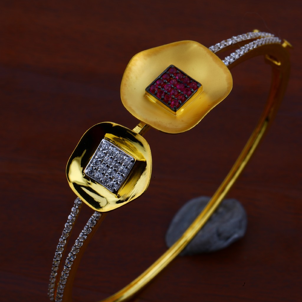 Ladies Gold Bracelet-LKB58
