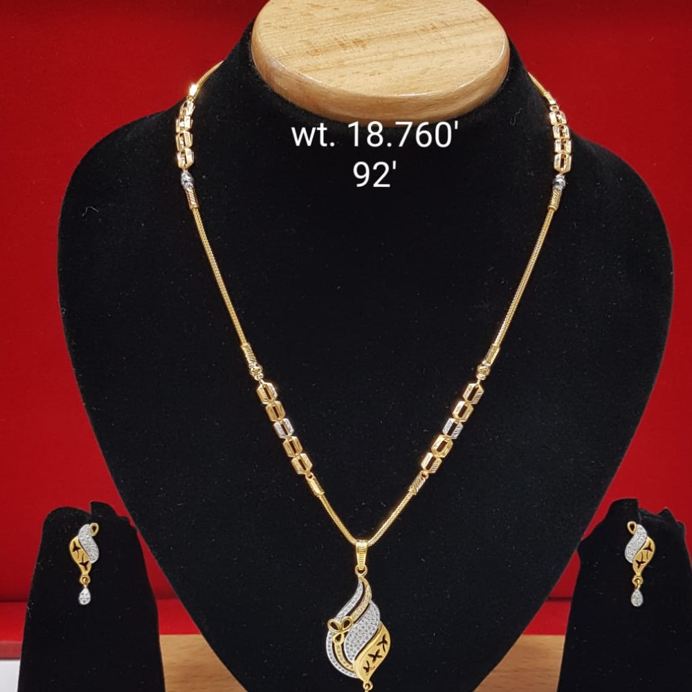 22k gold cz diamond three petals floral design Necklace set 