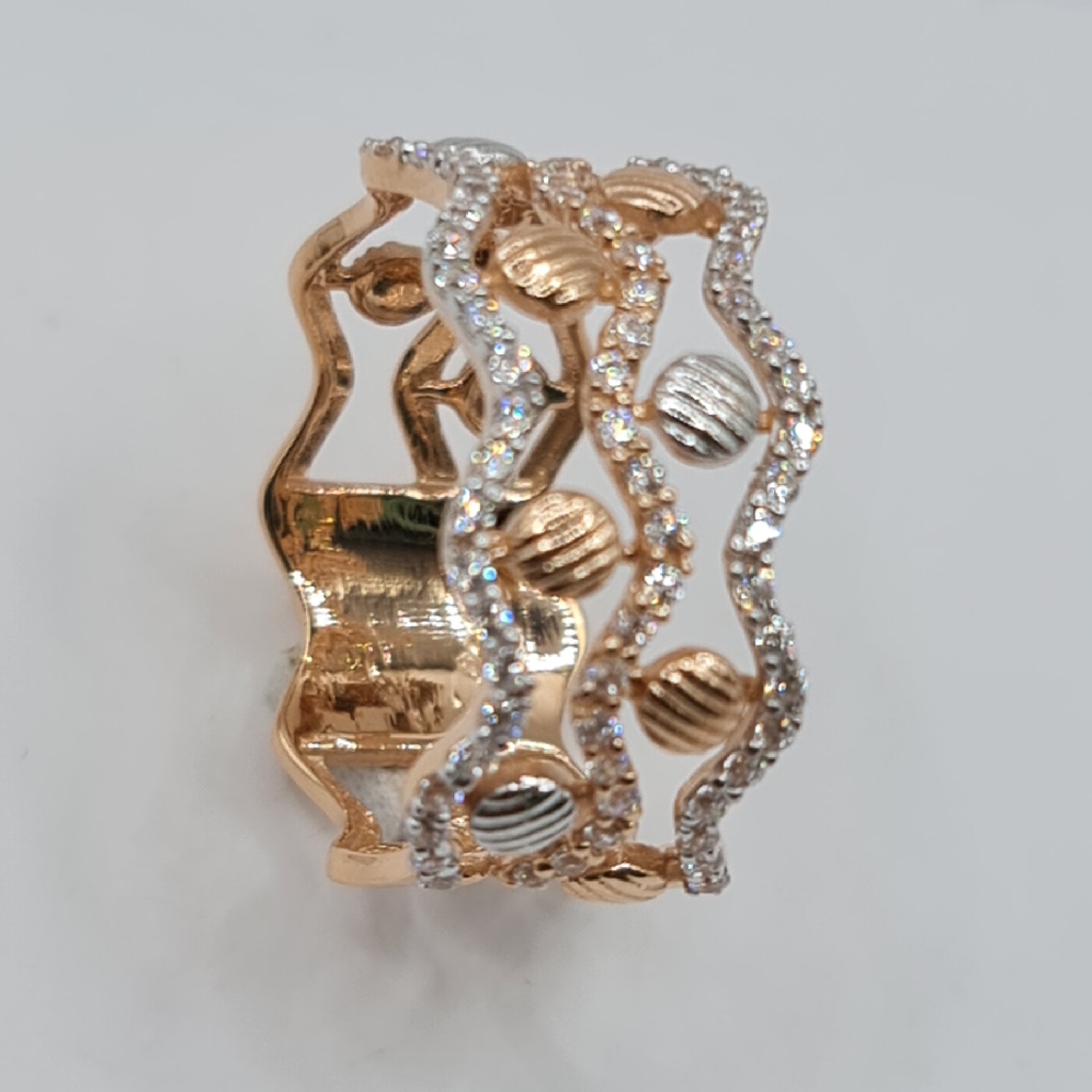 18 KT Rose  Gold Fancy Ring