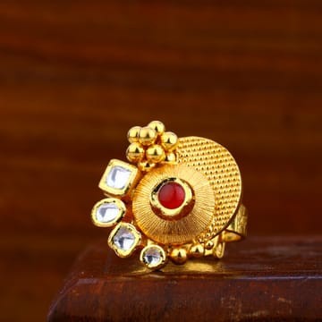 Ladies antique ring 916