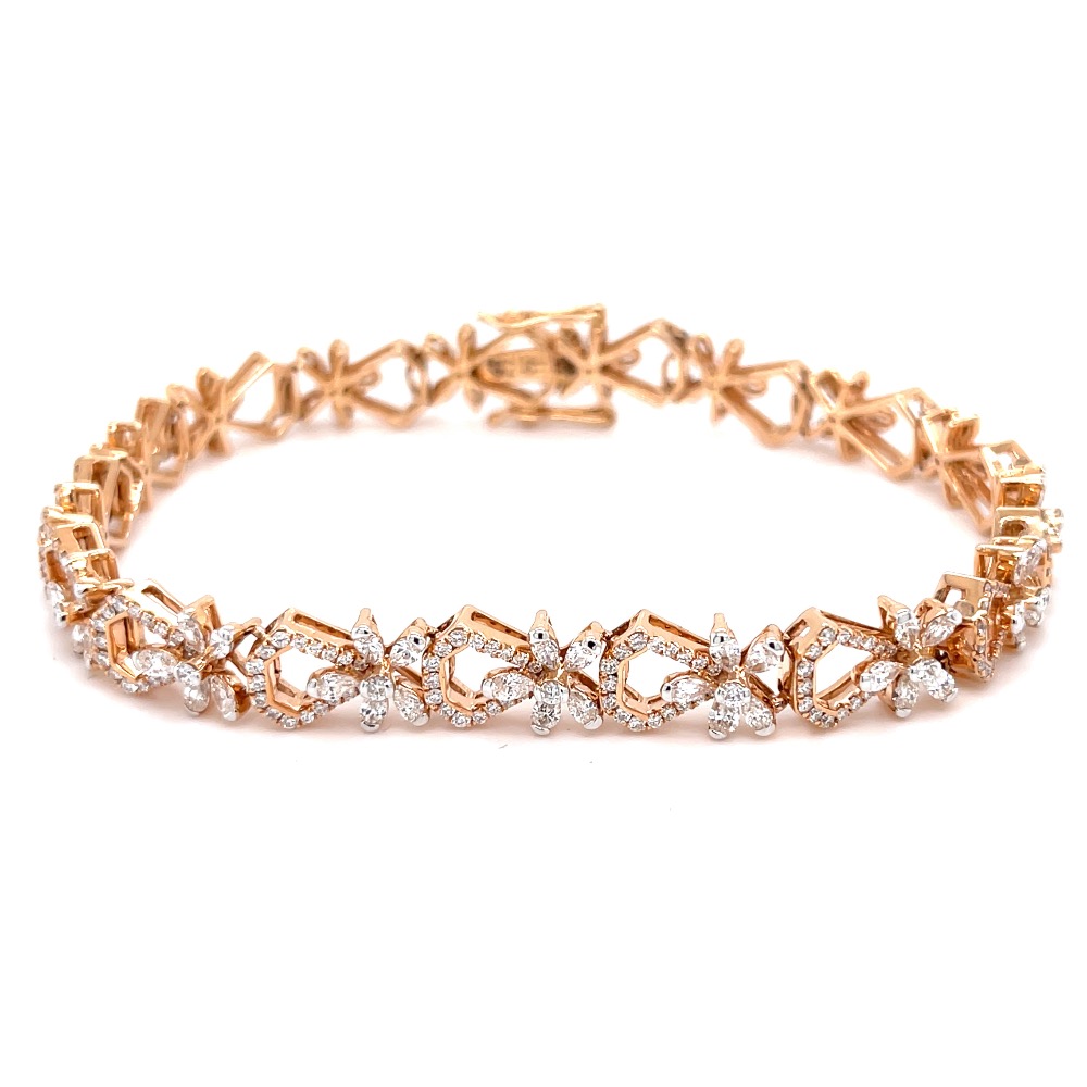 Hermoso Flexible Tennis Bracelet in Diamonds for Evening Wear