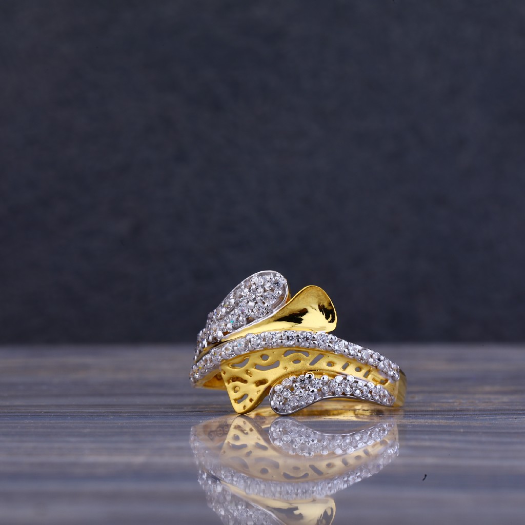 22ct Gold Designer cz Ring LLR58