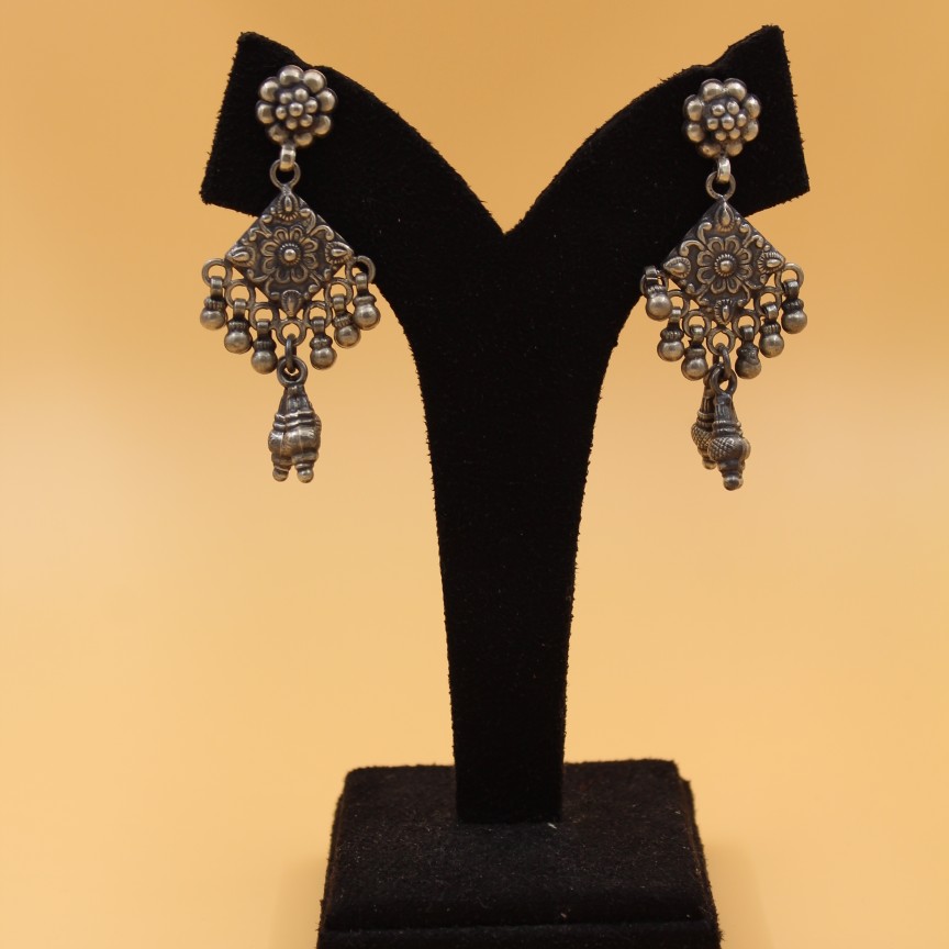 92.5 SILVER EARRINGS SL E018