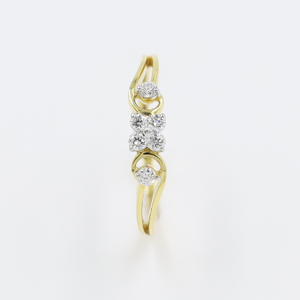 14kt yellow gold delicate light weight daimon