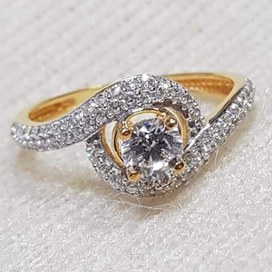 22 carat gold ladies diamond ring RH-GR353