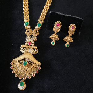 916 gold antique jadtar rajvadi long set