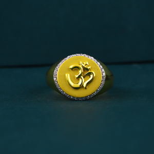 22k 916 OM Design Regular Wearing Fancy Diamo