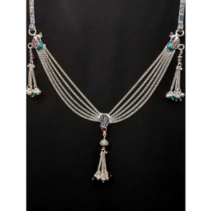 Double aakadiya with peacock micro sitting pi