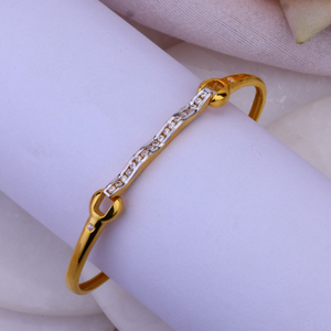 buy 22k gold bracelet online