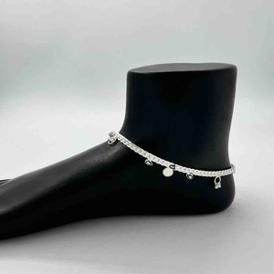 Silver Fancy Antique Design Light Weight Ankl