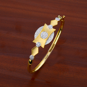 Ladies 18K Gold Bracelet-LKB18