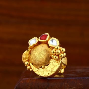 Ladies antique ring 916