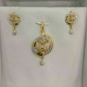 Fancy Pendant Set