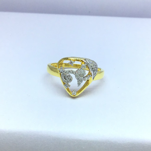 Triangle fancy gold ladies ring