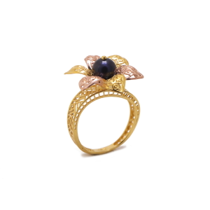 22k yellow gold grey pearl floral ring