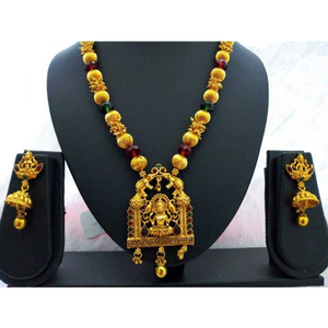 Gold ladies indian traditional necklace set