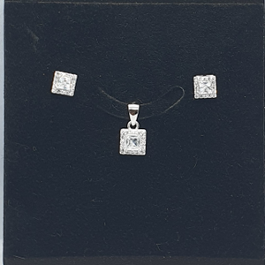 Silver 92.5 White Diamond Ladies Pendant Set