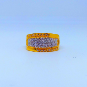 22 KT 916 Hallmark fancy traditional gents ri