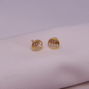 18k Gold tops Round Earrings
