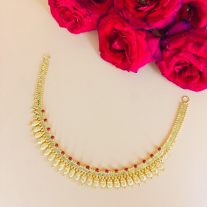 Gold light weight fancy necklace