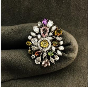 Antique 9KT Swarovski Ladies Ring